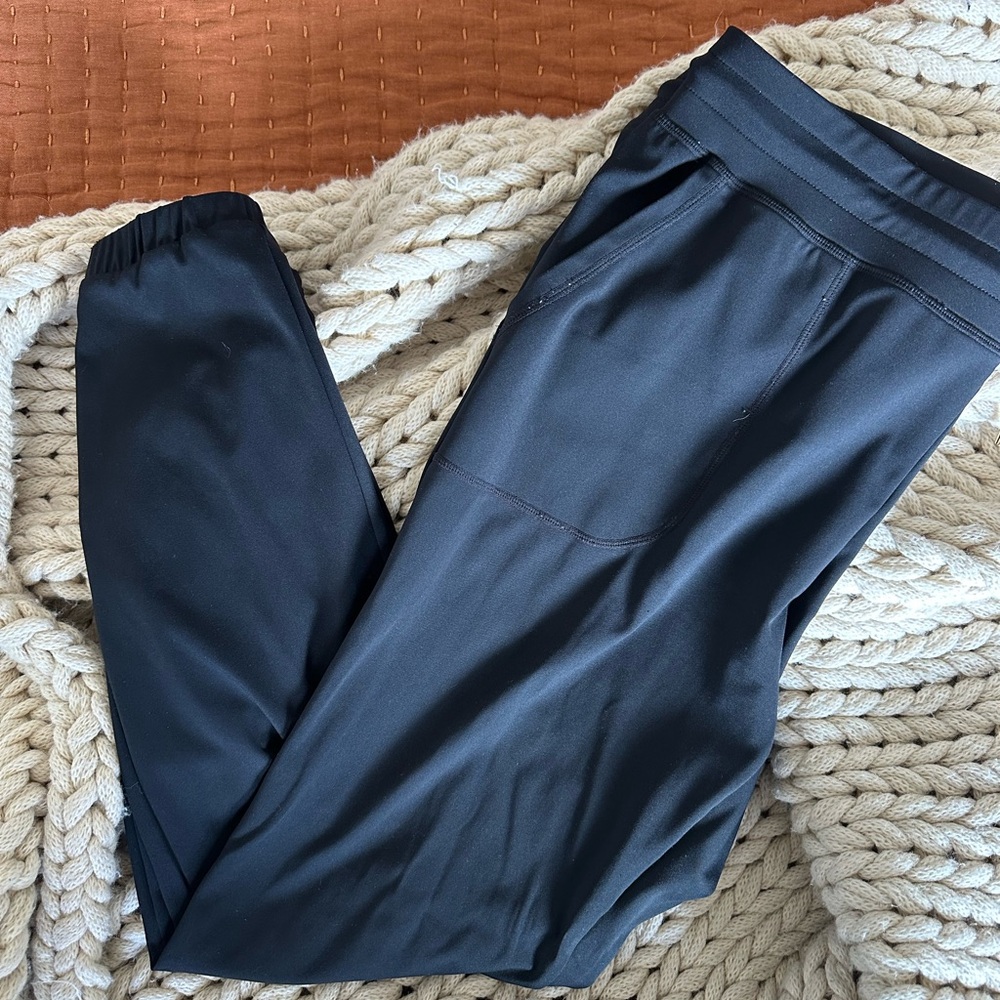 Black Zyia Jogger Pants Size L
